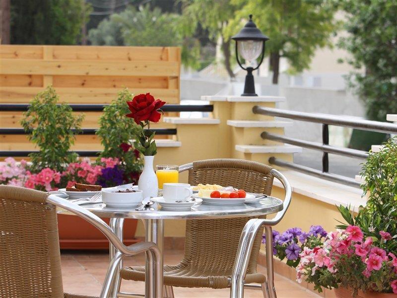 Crown Inn Hotel Nicosia Kültér fotó