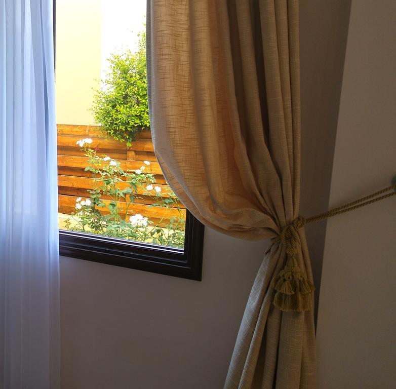 Crown Inn Hotel Nicosia Kültér fotó