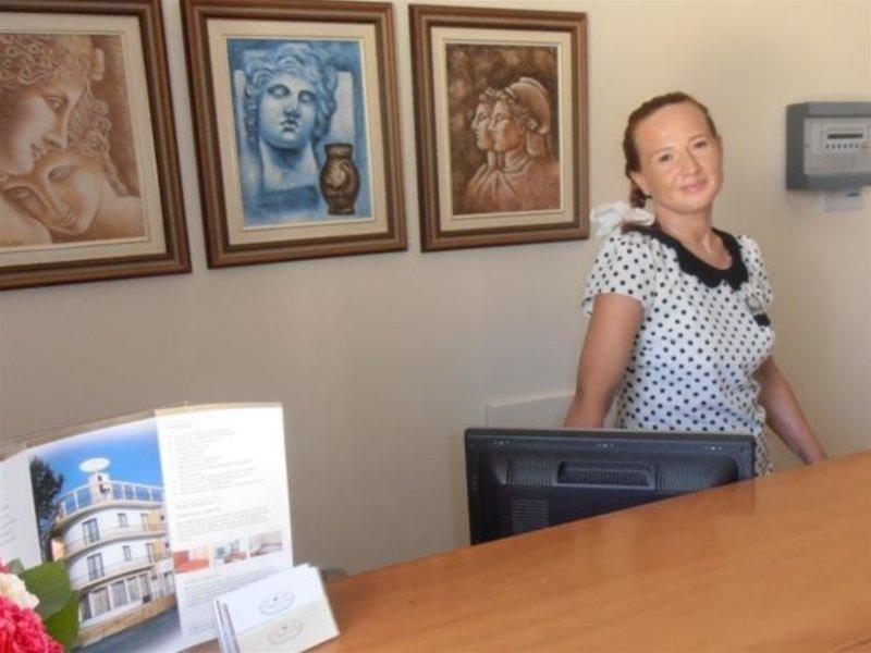 Crown Inn Hotel Nicosia Kültér fotó
